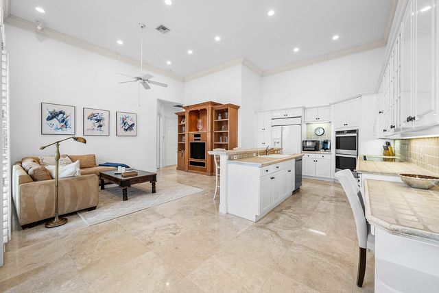 6412 San Michel Way, Delray Beach, FL 33484