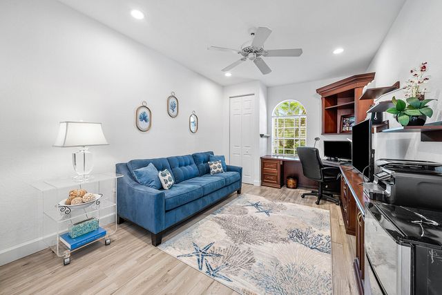 6412 San Michel Way, Delray Beach, FL 33484