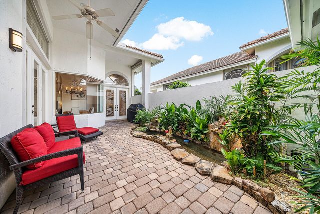 6412 San Michel Way, Delray Beach, FL 33484