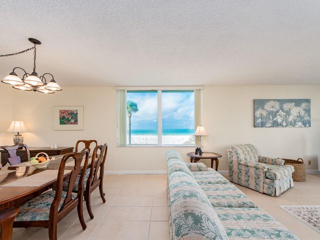 1430 GULF BOULEVARD 110, Clearwater, FL 33767