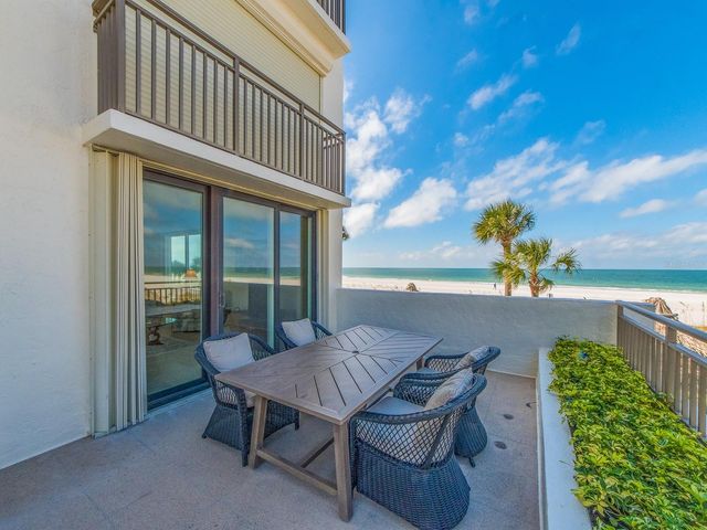 1430 GULF BOULEVARD 110, Clearwater, FL 33767