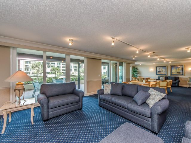 1430 GULF BOULEVARD 110, Clearwater, FL 33767