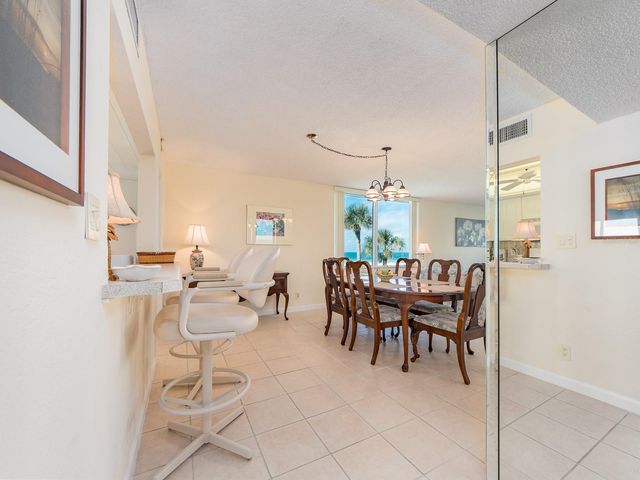1430 GULF BOULEVARD 110, Clearwater, FL 33767