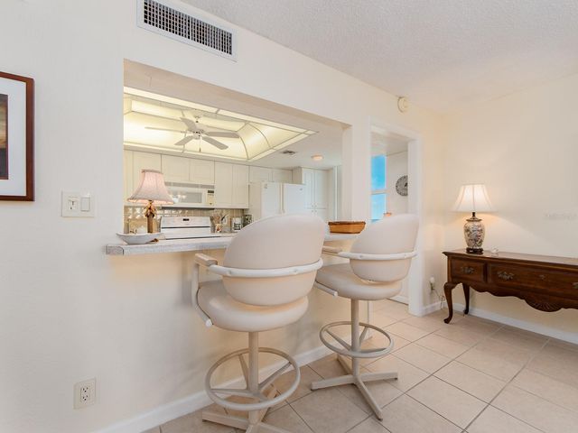 1430 GULF BOULEVARD 110, Clearwater, FL 33767