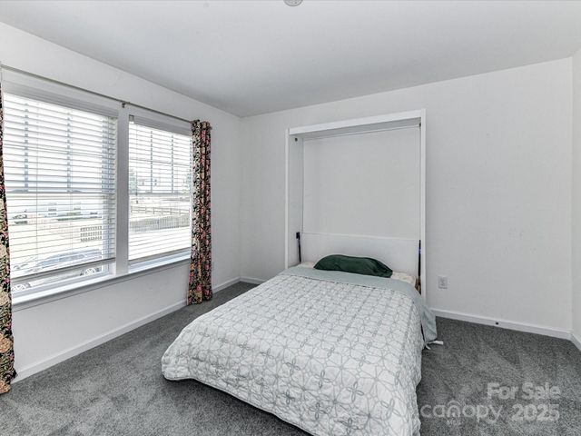 1124 Hunter Street, Statesville, NC 28677