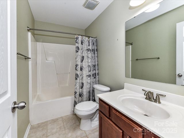 1124 Hunter Street, Statesville, NC 28677