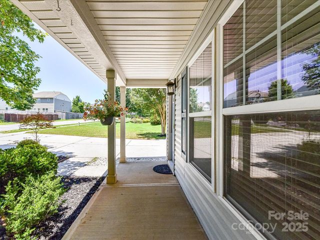 1124 Hunter Street, Statesville, NC 28677