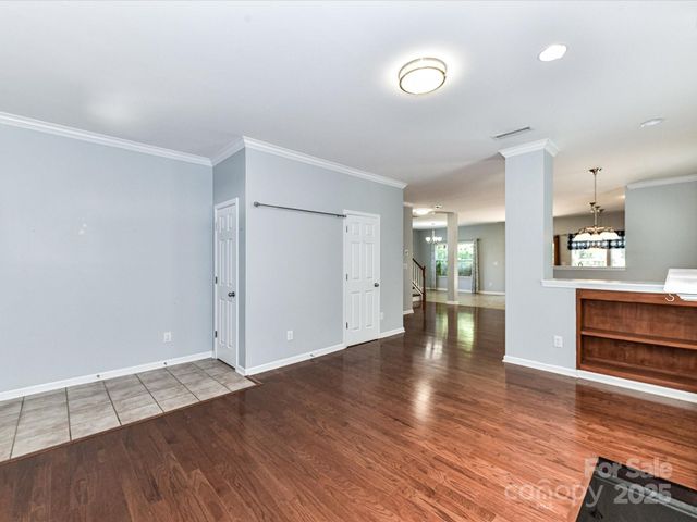 1124 Hunter Street, Statesville, NC 28677