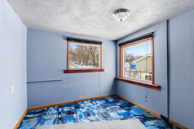 2210 Aldrich Avenue N, Minneapolis, MN 55411