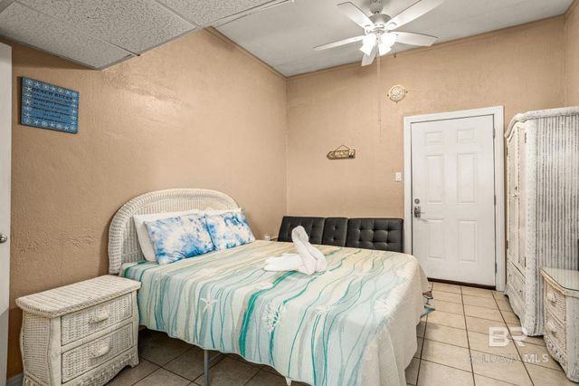 200 E Beach Boulevard 301, Gulf Shores, AL 36561