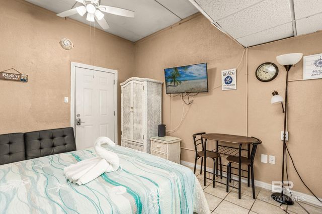 200 E Beach Boulevard 301, Gulf Shores, AL 36561