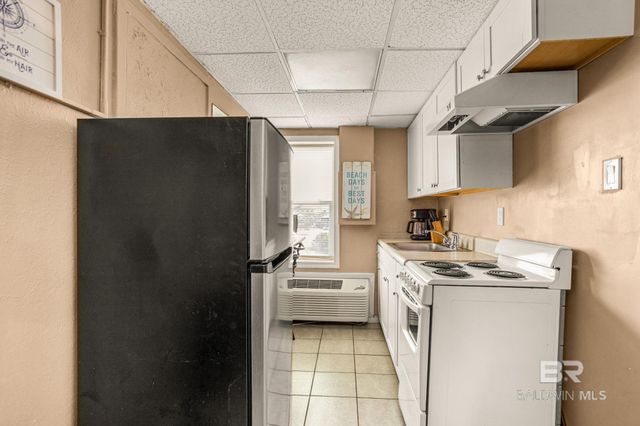 200 E Beach Boulevard 301, Gulf Shores, AL 36561