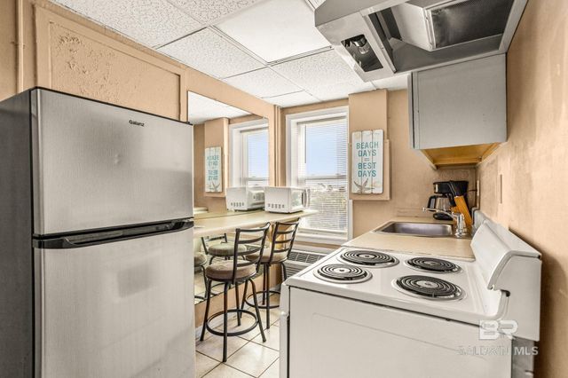 200 E Beach Boulevard 301, Gulf Shores, AL 36561