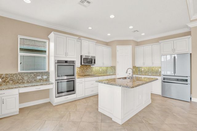 2499 Vicara Court, Royal Palm Beach, FL 33411