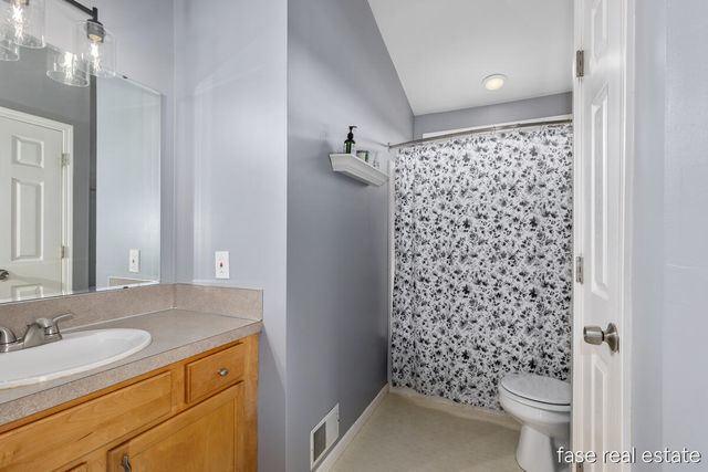 2796 Bryanwood Drive Nw, City Of Walker, MI 49544