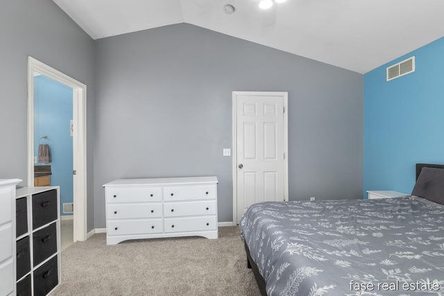2796 Bryanwood Drive Nw, City Of Walker, MI 49544