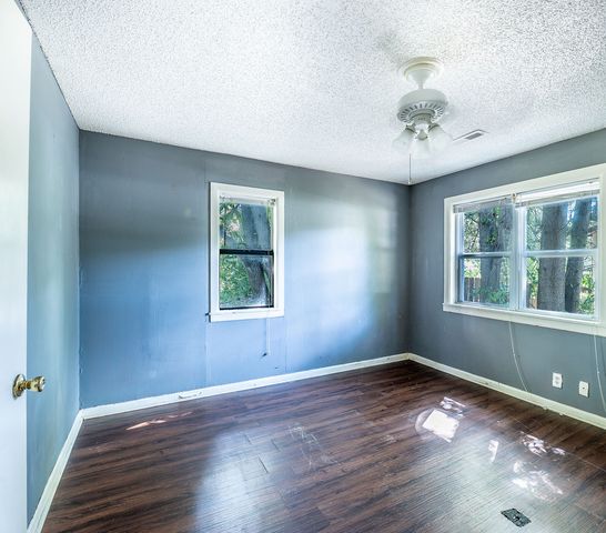 1505 Backus Avenue, Springdale, AR 72764