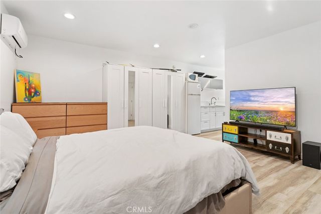 23777 Mulholland Highway 150, Calabasas, CA 91302