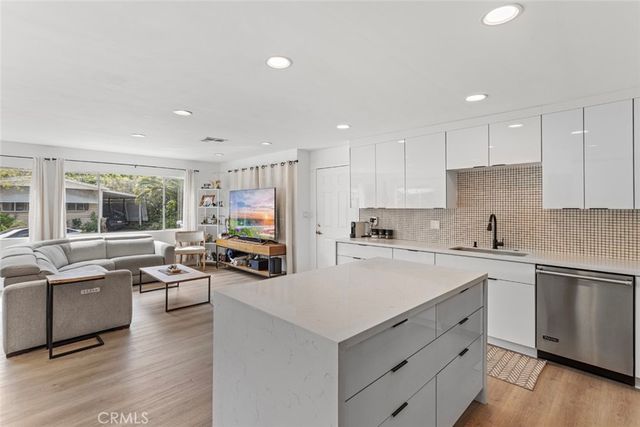 23777 Mulholland Highway 150, Calabasas, CA 91302