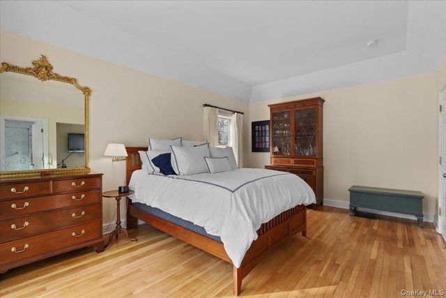 28 Cradle Rock Road, Pound Ridge, NY 10576