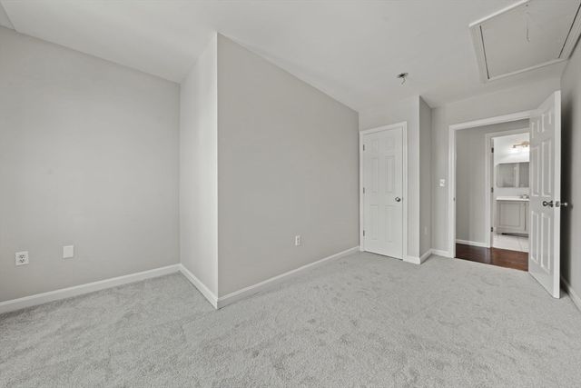 8 Woods Hill Cir, Woburn, MA 01801