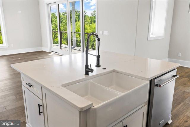 1111 SOPHIA ST, Fredericksburg, VA 22401