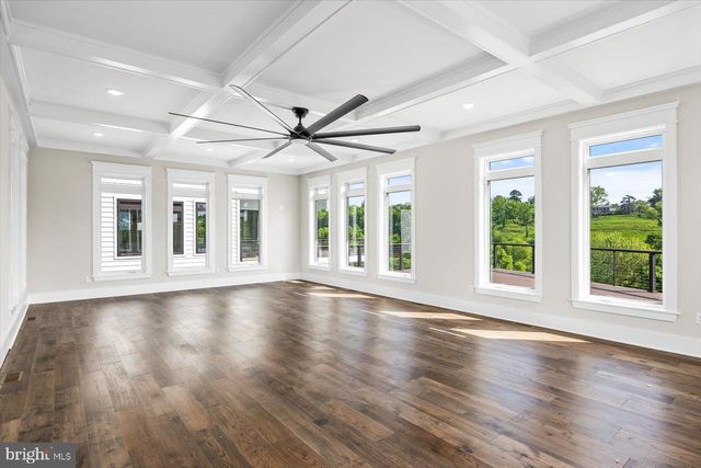 1111 SOPHIA ST, Fredericksburg, VA 22401