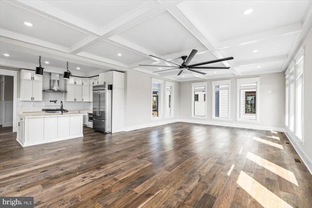 1111 SOPHIA ST, Fredericksburg, VA 22401