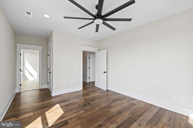 1111 SOPHIA ST, Fredericksburg, VA 22401