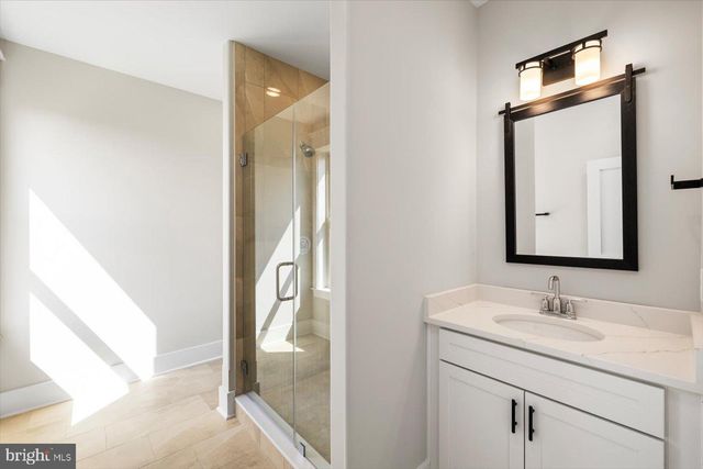 1111 SOPHIA ST, Fredericksburg, VA 22401