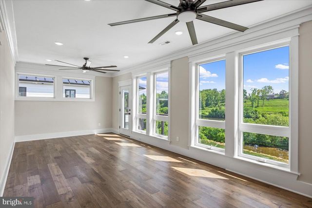 1111 SOPHIA ST, Fredericksburg, VA 22401