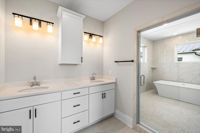 1111 SOPHIA ST, Fredericksburg, VA 22401