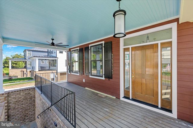 1111 SOPHIA ST, Fredericksburg, VA 22401