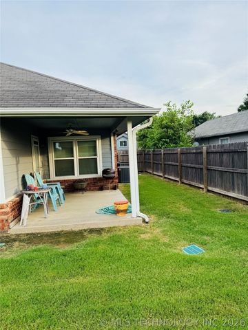 10903 E 120th Court North N, Collinsville, OK 74021