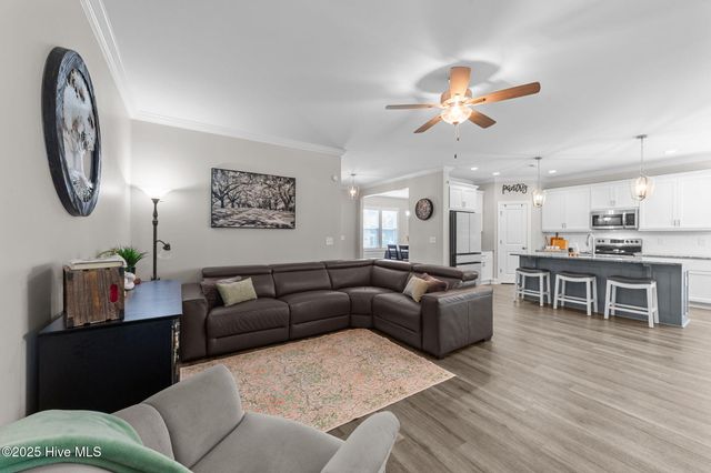 76 Shadybrook Drive, Benson, NC 27504