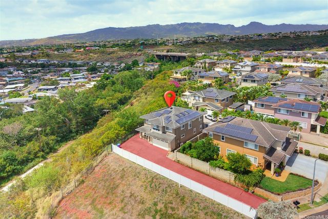 94-200 Hahana Way, Waipahu, HI 96797