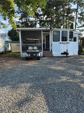 111 Club house Drive, New London, NC 28127
