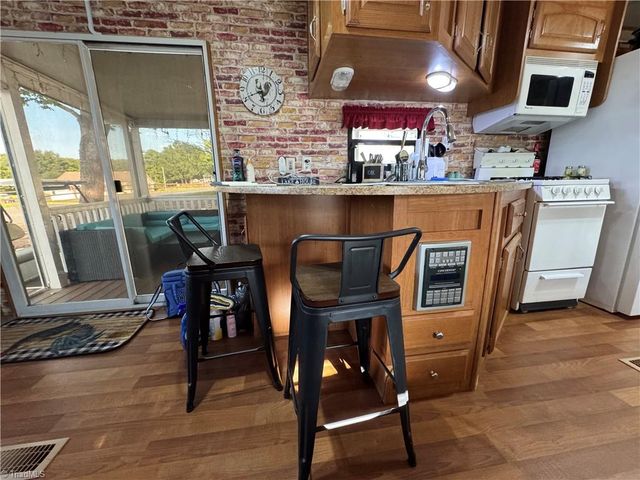 111 Club house Drive, New London, NC 28127