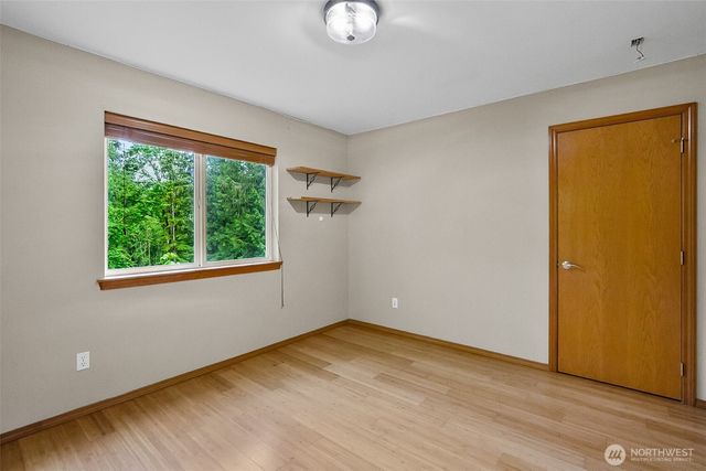 5827 176th Drive SE, Snohomish, WA 98290