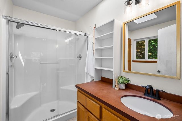 5827 176th Drive SE, Snohomish, WA 98290