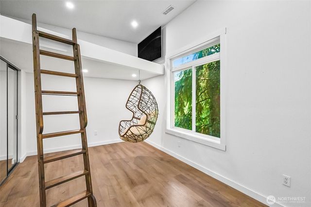 5827 176th Drive SE, Snohomish, WA 98290