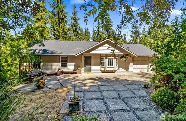 5827 176th Drive SE, Snohomish, WA 98290