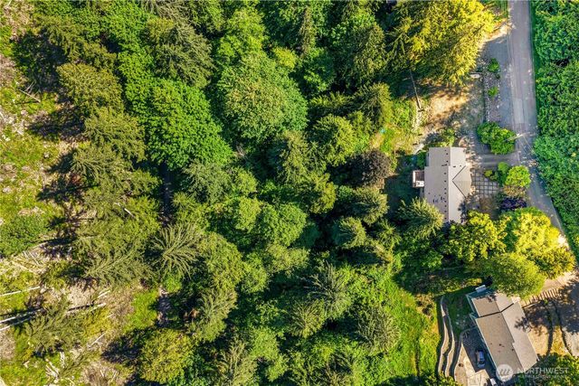 5827 176th Drive SE, Snohomish, WA 98290