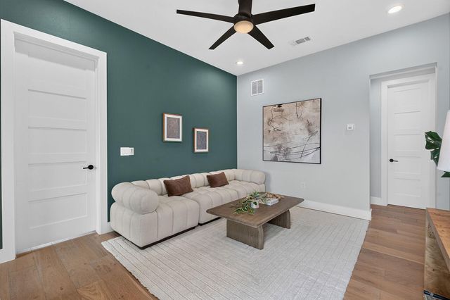 1606 Grayford DR 1, Austin, TX 78704