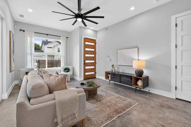 1606 Grayford DR 1, Austin, TX 78704