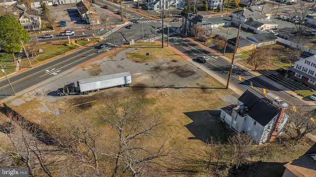 25 GLASSBORO RD, Williamstown, NJ 08094
