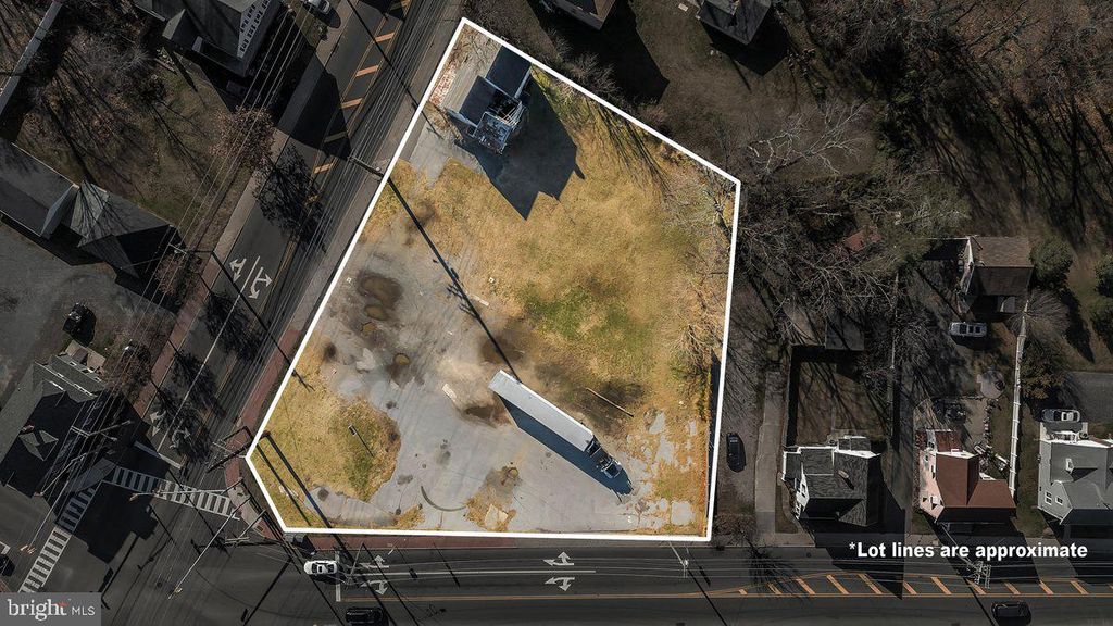 25 GLASSBORO RD, Williamstown, NJ 08094