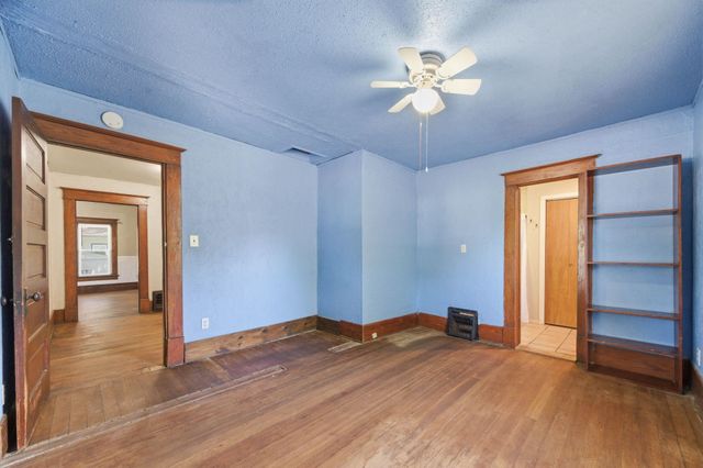 304 S Khedive, Maize, KS 67101