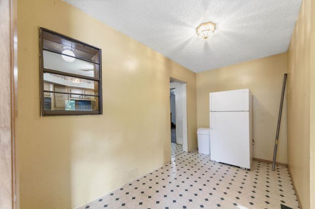 304 S Khedive, Maize, KS 67101