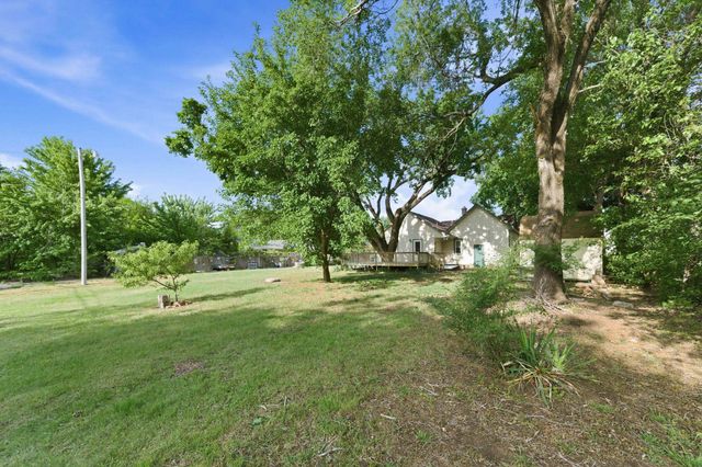 304 S Khedive, Maize, KS 67101